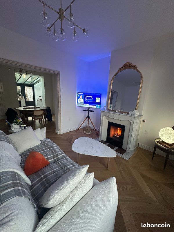 Maison 5 pièces 140 m² · à Amiens · 140 m² · 2 100 €/mois