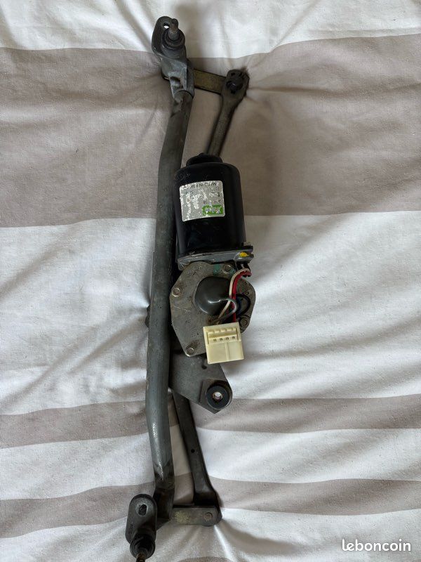 Frankberg Moteur D'Essuie-Glace Avant Compatible Citroën Saxo & Peugeot 106 – Réf. 640583, 53544102