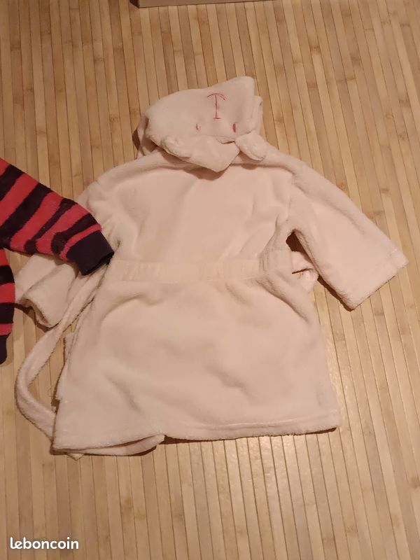 Robe de chambre + gilet fille taille 3 ans (image 7)