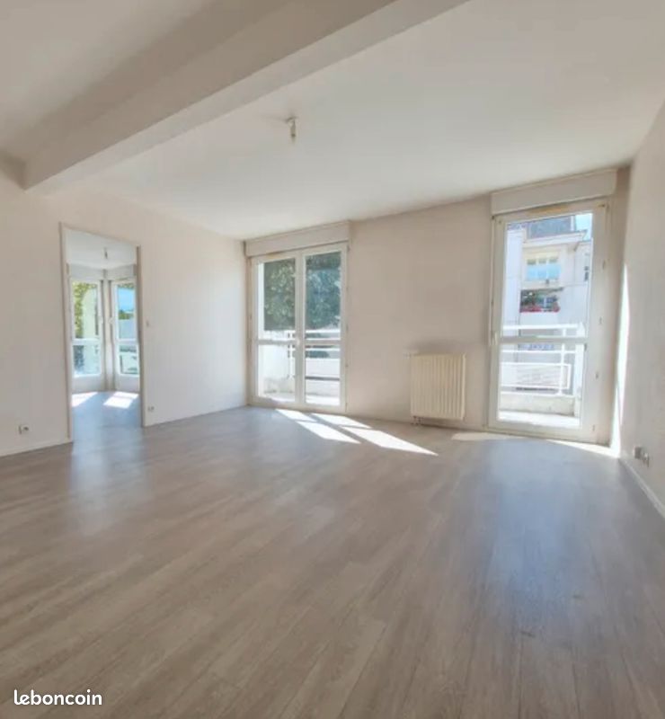 Appartement 2 pièces 52 m² · à Ferney-Voltaire · 52 m² · 975 €/mois
