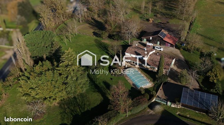 Propriété 5 pièces 173 m²