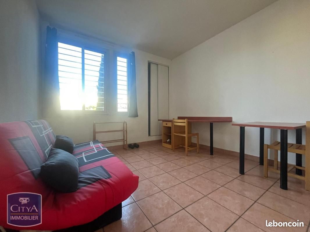 Appartement 1 pièce 23 m² · à Nîmes · 23 m² · 399 €/mois