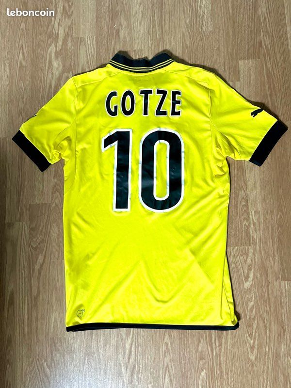 Créer le maillot Borussia Dortmund 2017/18 III avec ton nom et ton numéro