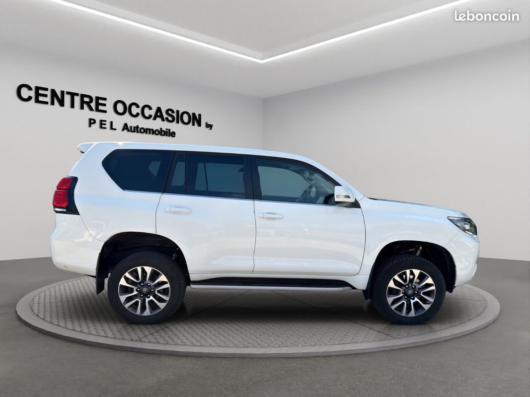 Toyota Land Cruiser 2.8 D4D 204 BVA -41 658 HT- (image 14)