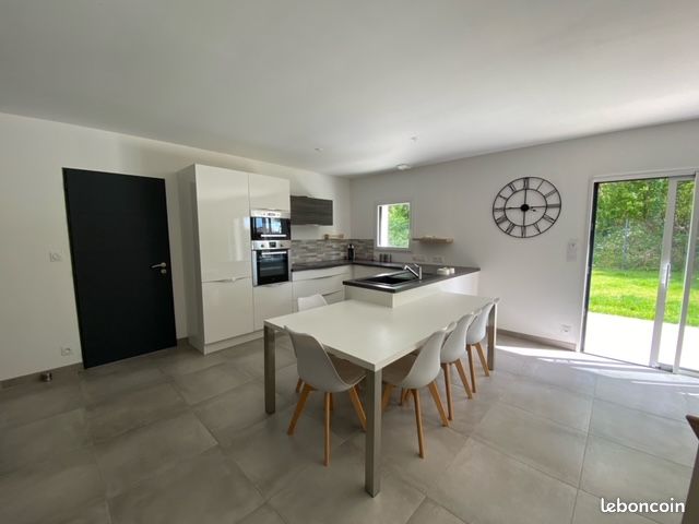 Maison 4 pièces 82 m² · à Les Achards · 81,7 m² · 255 000 €