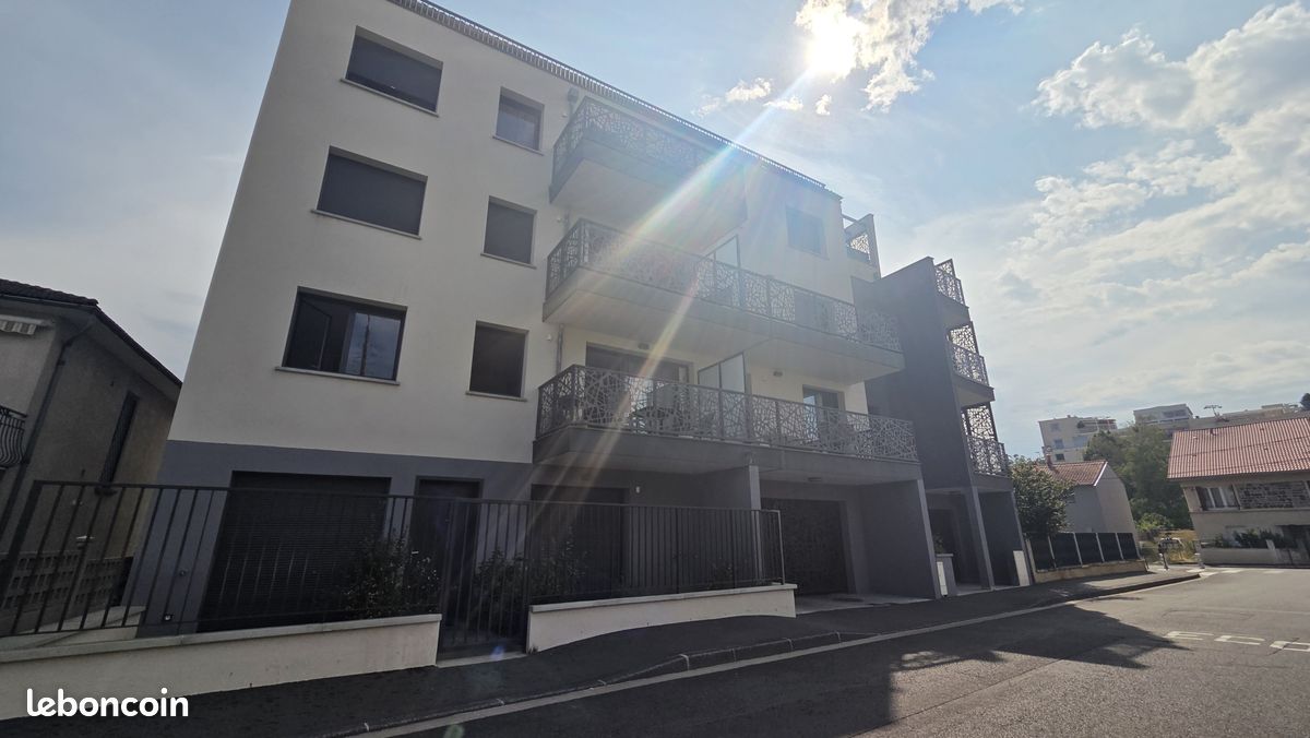 Appartement 2 pièces 43 m² · à Clermont-Ferrand · 43 m² · 655 €/mois