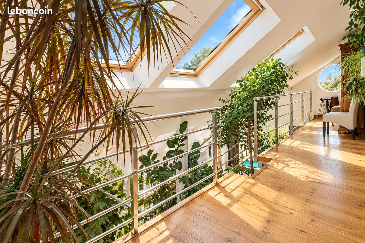 Maison 8 pièces 231 m² · à Ostwald · 231 m² · 599 000 €