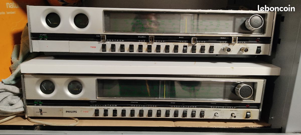Ampli-tuner Philips 22RH702 Avec 2 Enceintes Philips - Fonctionne