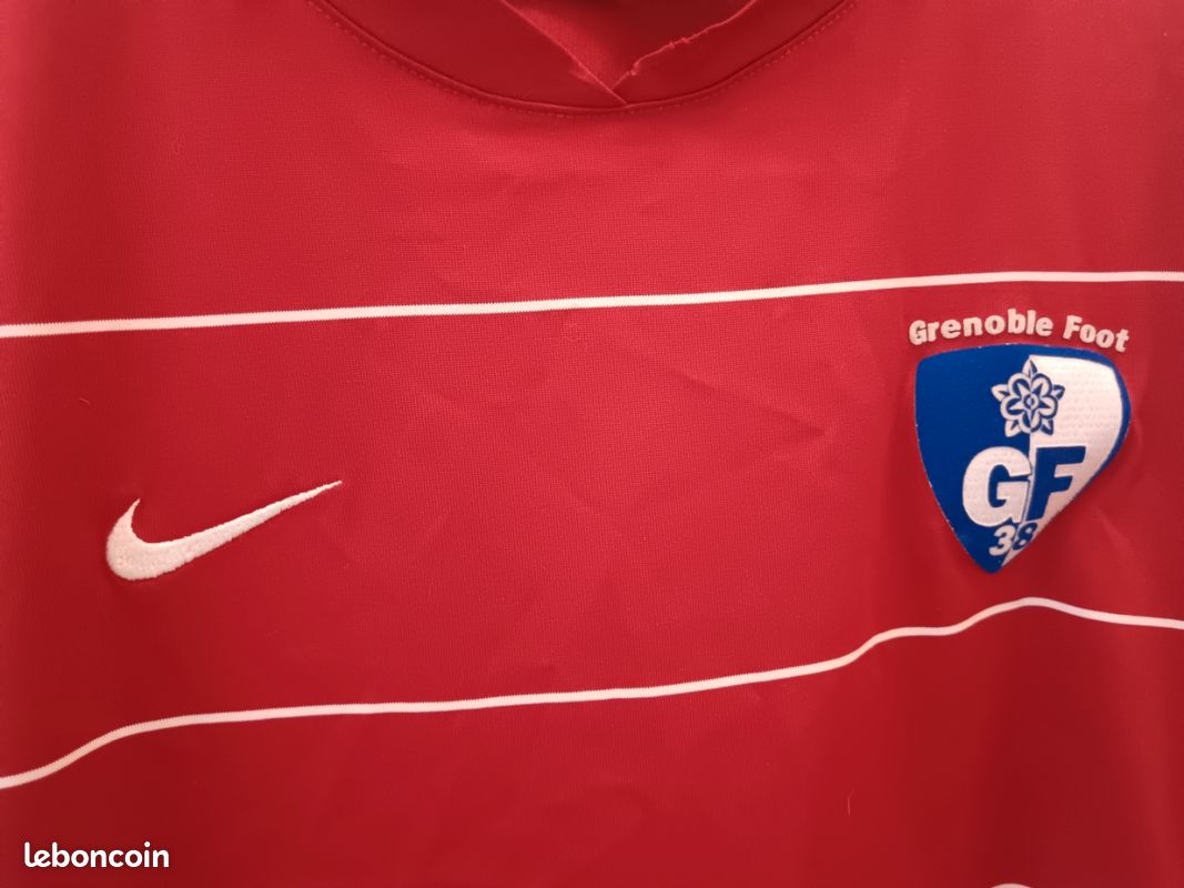 Ancien petit Fanion en tissus -Football - F.C.A.S GRENOBLE