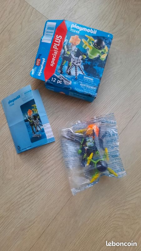 Playmobil 70248 - Agent avec drone (image 1)