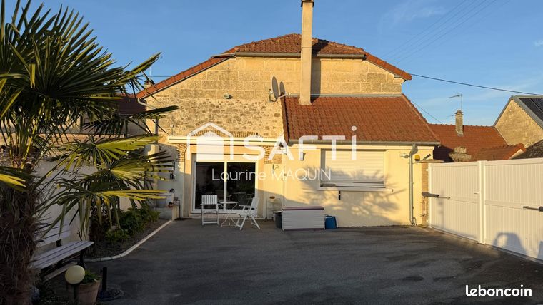 Propriété 6 pièces 240 m²