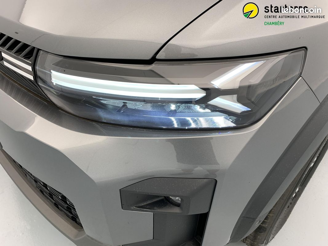 Dacia BIGSTER HYBRID 155 Expression (image 25)