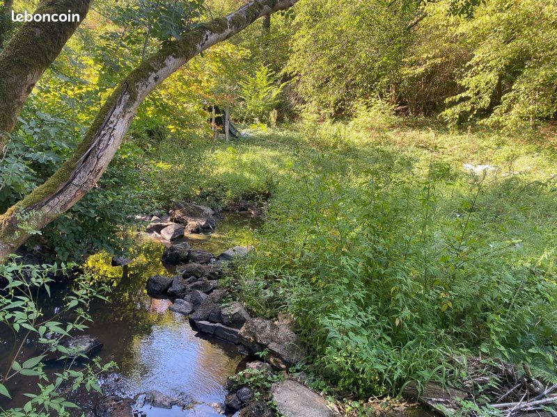 Terrain de loisir bord de rivière la clayette · à Baudemont · 75 €/mois