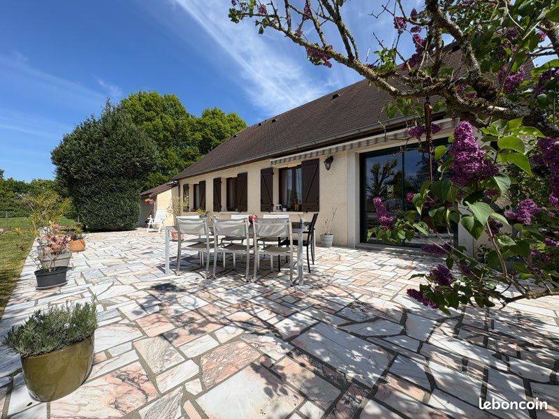 Maison 6 pièces 143 m² · à Sargé-lès-le-Mans · 143,4 m² · 350 000 €