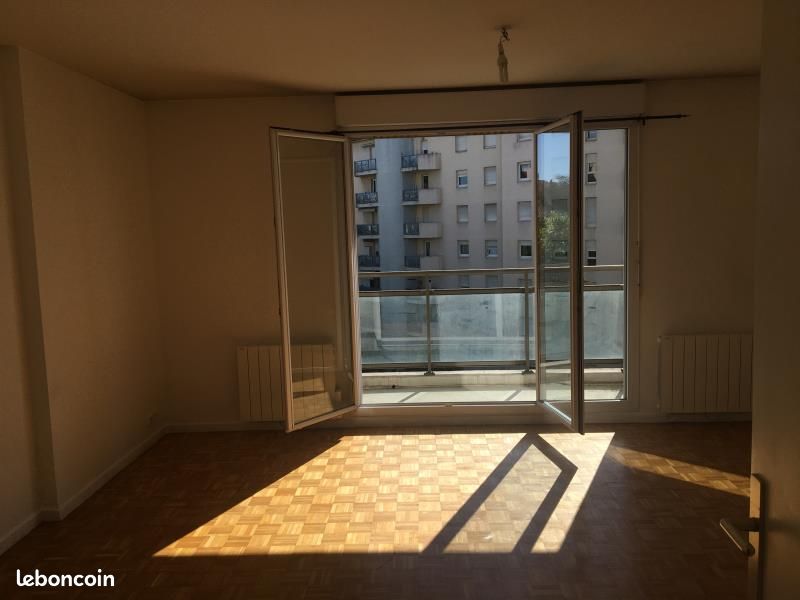 Appartement 1 pièce 32 m² · à Villeurbanne · 32 m² · 576 €/mois