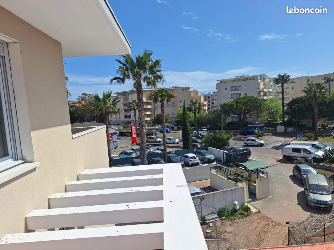 Appartement 2 pièces 43 m² · à Fréjus · 43 m² · 328 000 €