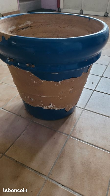 Pot grand extérieur en l état (image 3)