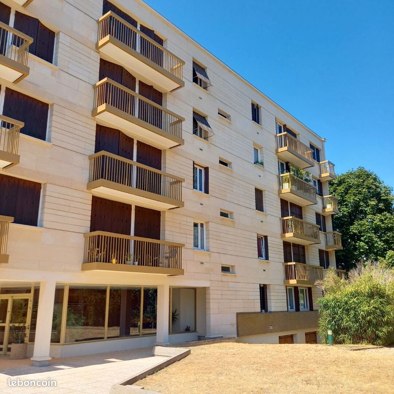 Appartement 3 pièces 78 m² · à Marly-le-Roi · 78 m² · 1 490 €/mois