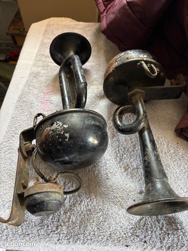 Klaxons anciens (image 2)