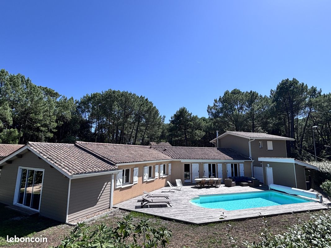 Maison 9 pièces 215 m² · à Carcans · 215 m² · 649 000 €