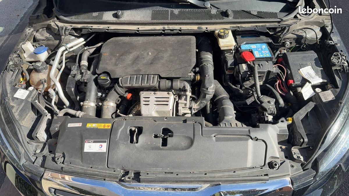 Peugeot 308 SW II 1.2 PureTech 130 GT Line (image 15)