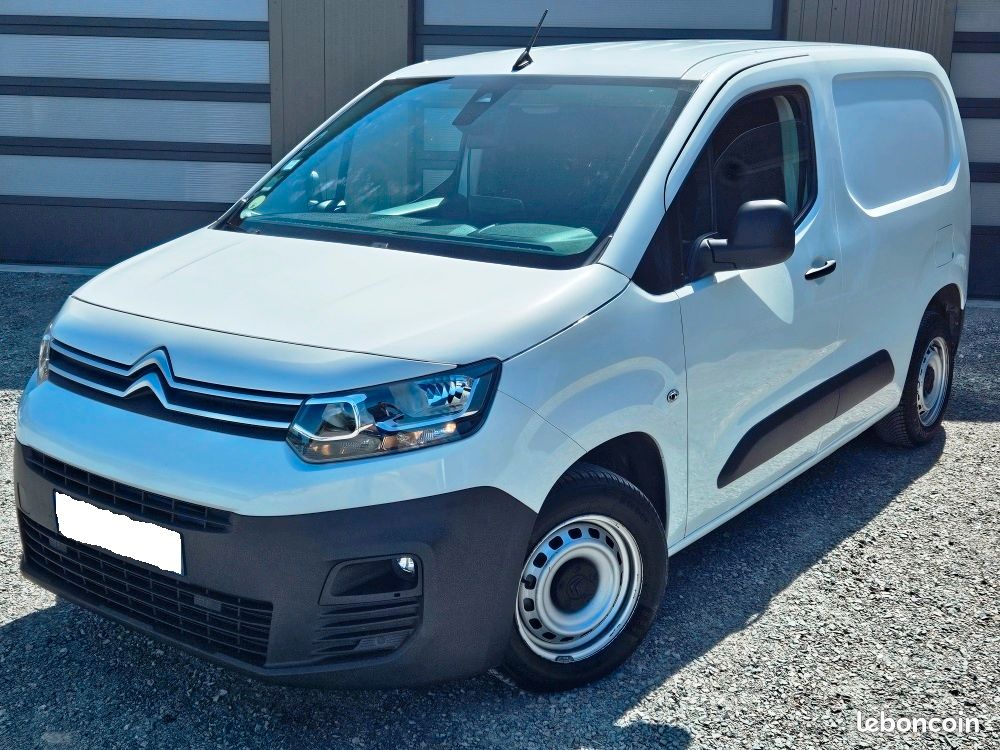 Citroen berlingo blue hdi 100 cv driver (image 3)
