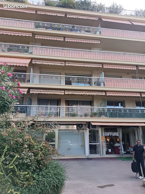 Appartement 4 pièces 111 m² · à Nice · 111 m² · 570 000 €