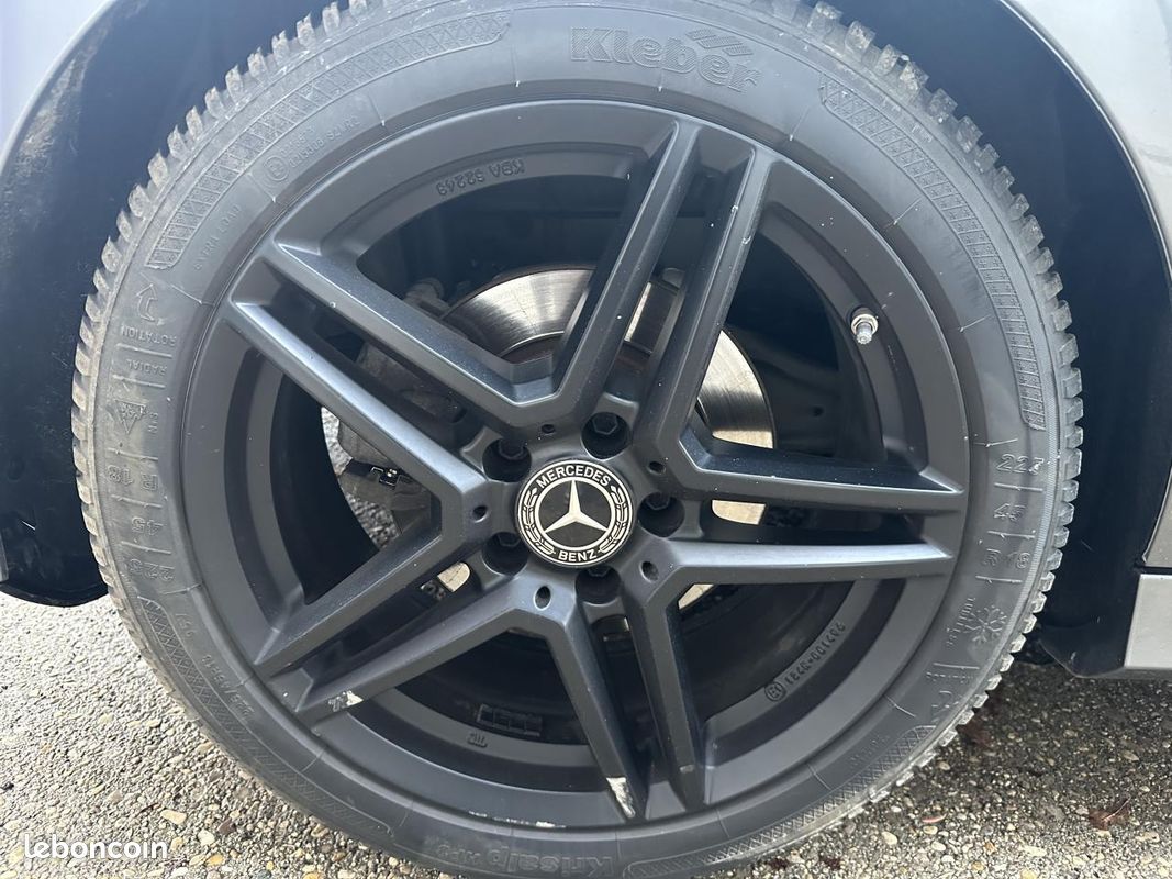 Mercedes classe a 2.0 220 190 amg line 7g-dct bva - suivi complet 100% mercedes/garantie 12 mois (image 28)