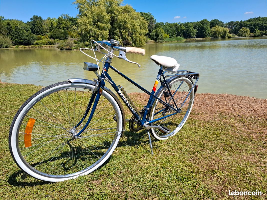 Vélo ville femme vintage Peugeot PA 65 lady silver taille (M) en Bé