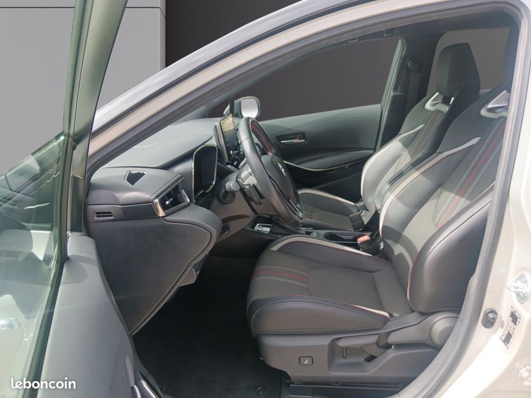 TOYOTA COROLLA HYBRIDE MY22 2.0 VVT-I 184CH GR Sport Caméra Carplay Garantie 12 mois (image 9)