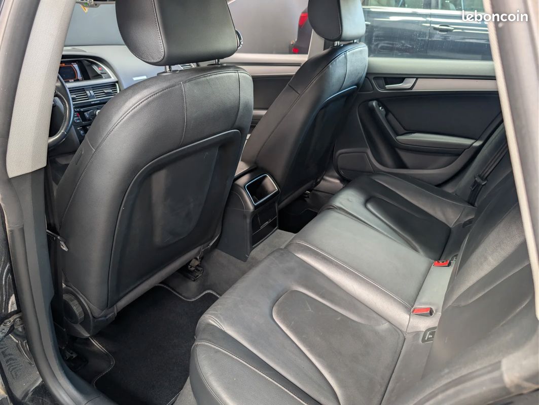 AUDI A5 SPORTBACK 2.0 TDI 136ch Ambiente - Intérieur cuir - Régulateur de vitesse - Clim auto (image 12)