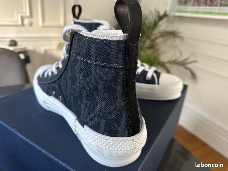 Sneaker Dior B23 montantes Peace sign Dior Denim Tears Taille