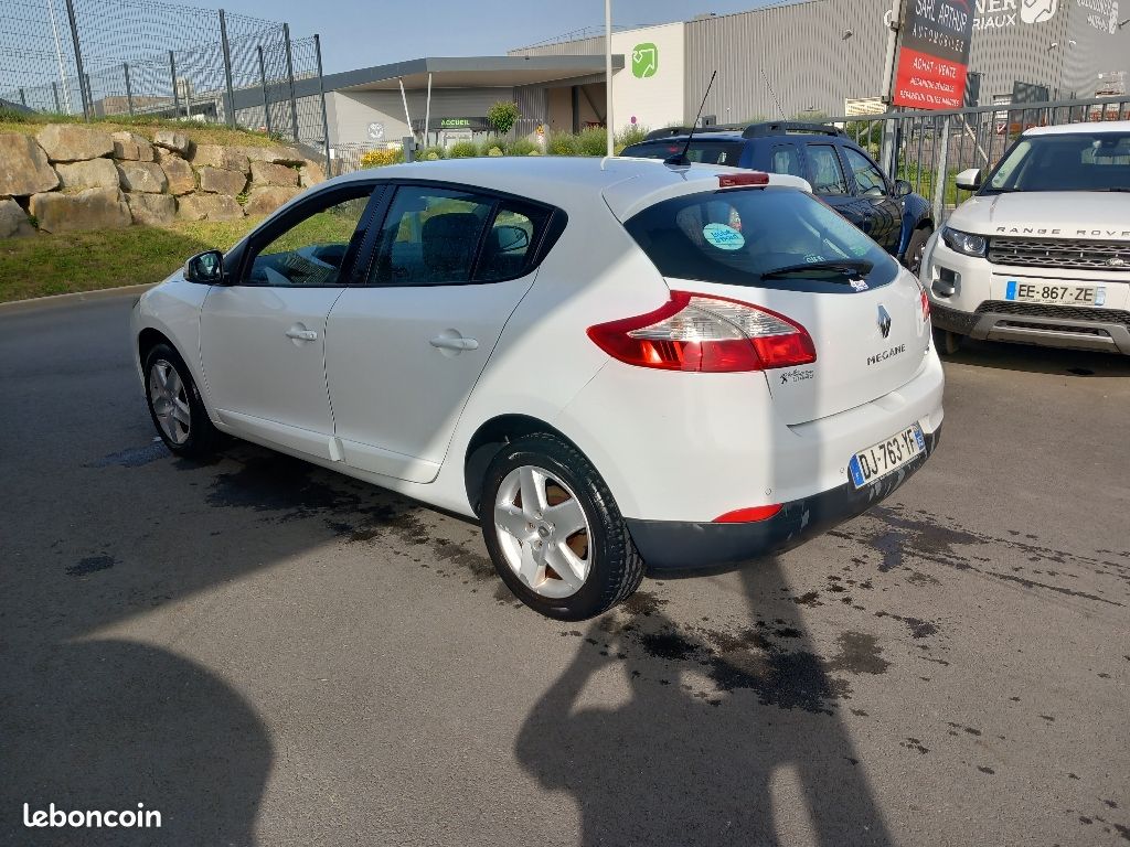 Renault Mégane III 1.5 dCi 110 FAP Energy eco2 Business (image 4)