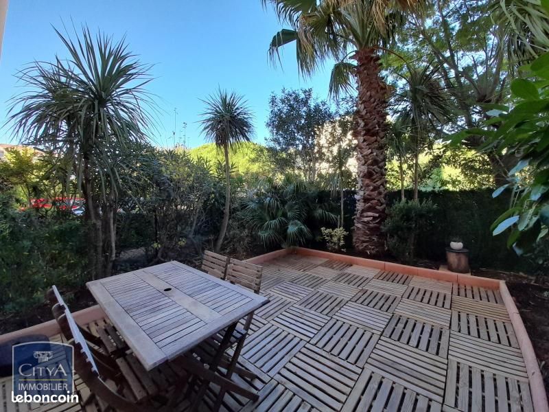 Appartement 1 pièce 15 m² · à Fréjus · 15 m² · 500 €