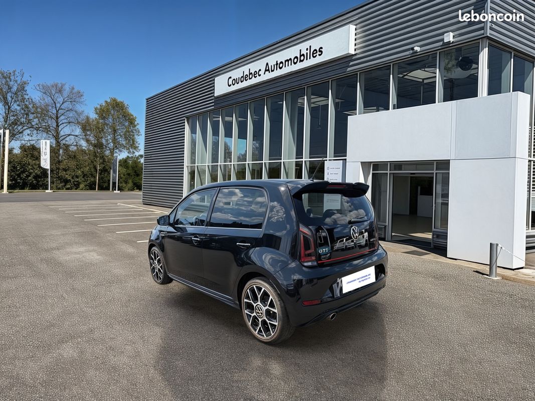 VOLKSWAGEN Up 1.0 115 BVM6 GTI (image 3)