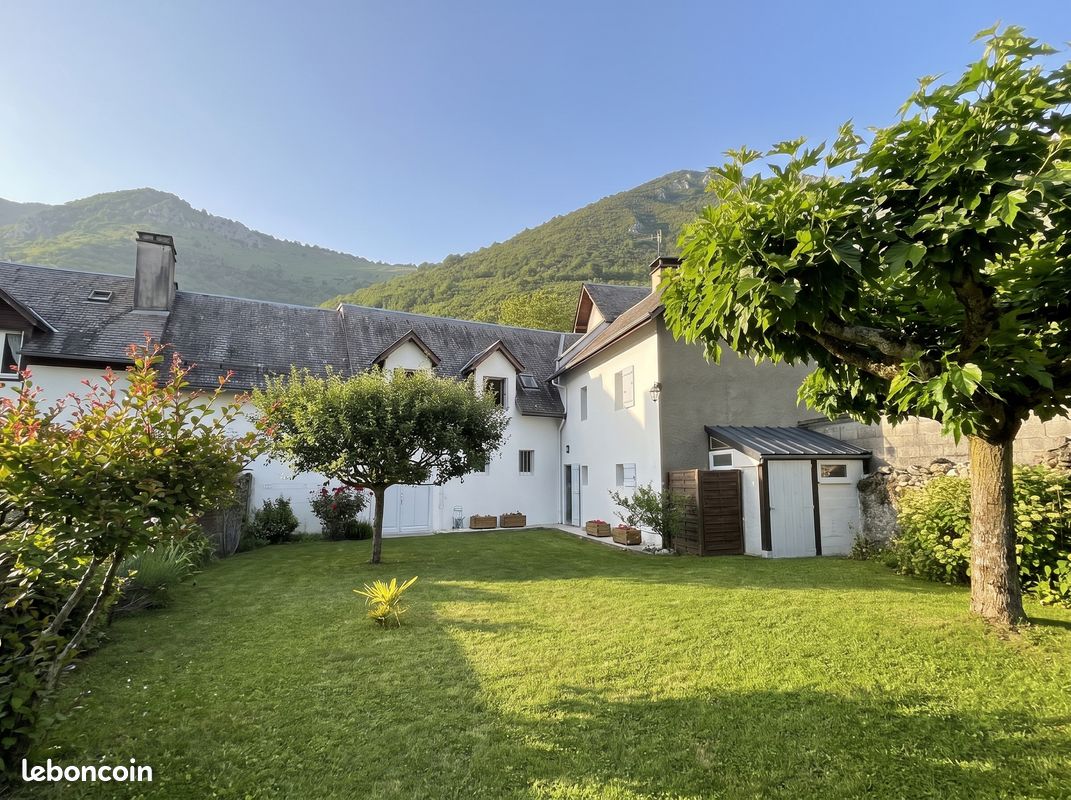 Maison 7 pièces 220 m² · à Campan · 220 m² · 350 000 €