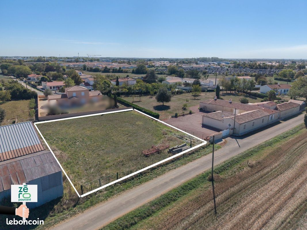 Terrain 1712 m² · à Luçon · 1 712 m² · 84 900 €