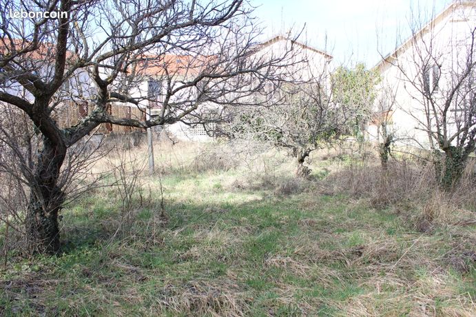 Terrain 590 m² BEAUMONT