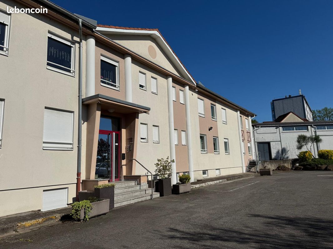 Immeuble 1432 m² · à Forbach · 1 432 m² · 1 990 000 €