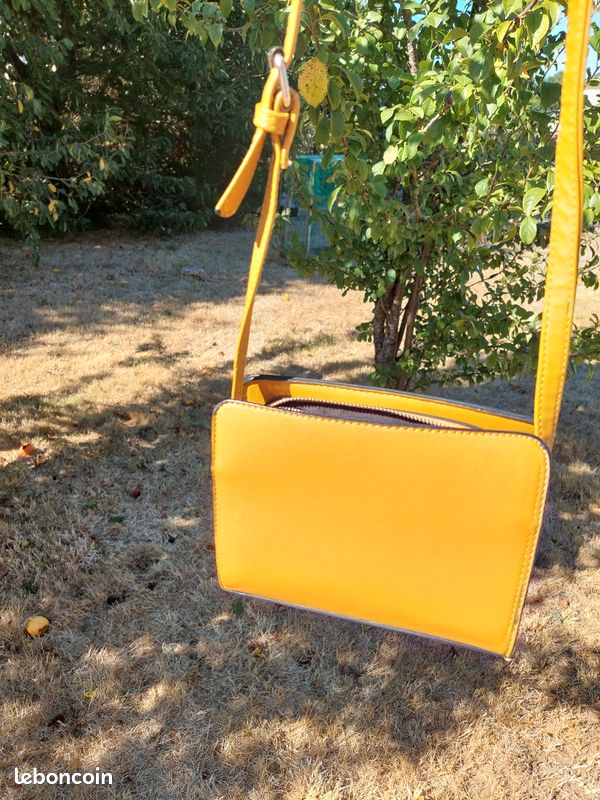 Sac à main jaune moutarde stradivarius (image 2)