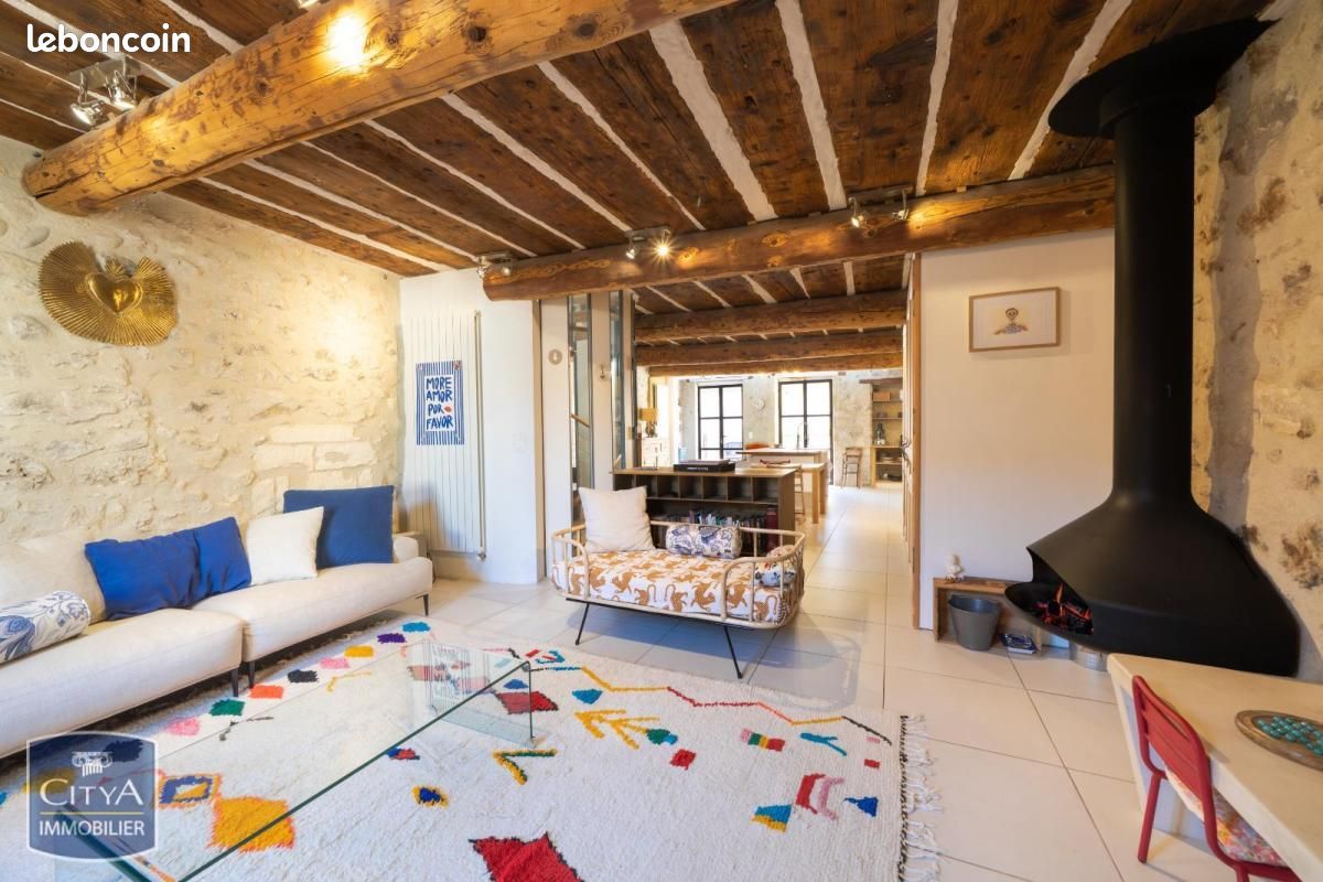 Maison 5 pièces 192 m² · à Rochefort-du-Gard · 192 m² · 440 000 €