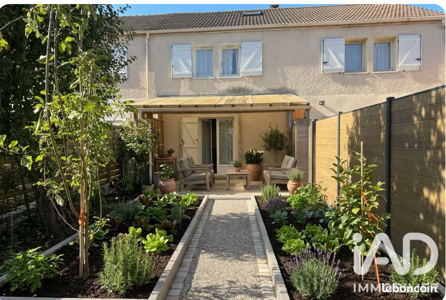 Maison 5 pièces 84 m² · à Savigny-le-Temple · 84 m² · 210 000 €