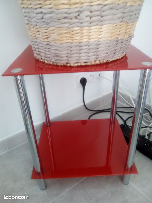 Deux tablettes rouge (image 2)