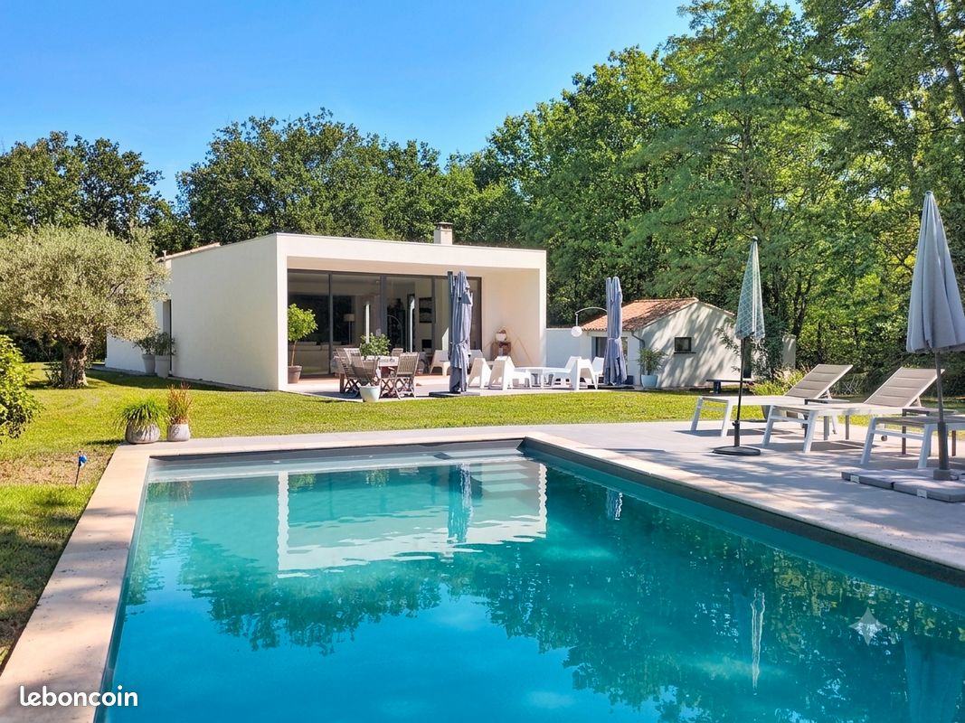 Maison 7 pièces 220 m² · à Aix-en-Provence · 220 m² · 1 134 000 €