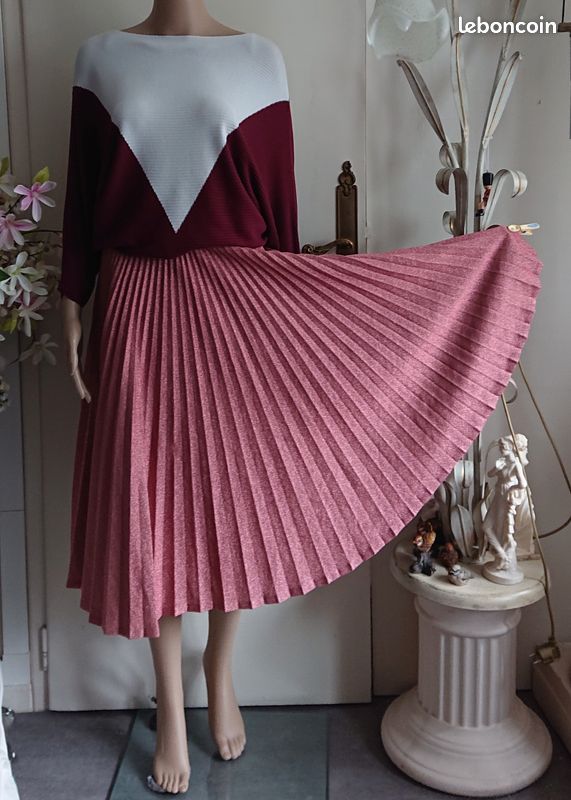 Jupes midi pour femmes CA - Jupes en satin et plissées | Ever New