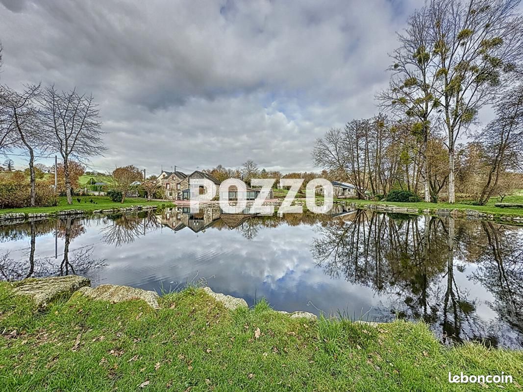 Maison 9 pièces 268 m² · à Brécey · 268 m² · 496 500 €