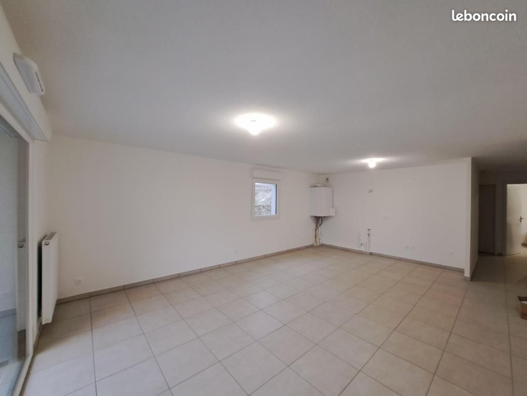 Appartement 3 pièces 67 m² · à Ayse · 67 m² · 884 €/mois