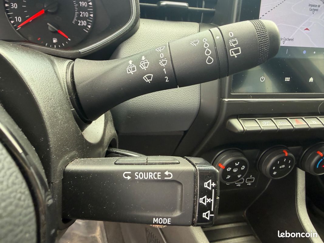 RENAULT CLIO V 1.0 TCE 90CH AIR - GPS - CARPLAY - REGULATEUR / LIMITEUr (image 27)
