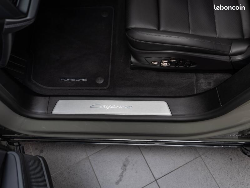 Porsche Cayenne Electric 442ch (image 30)