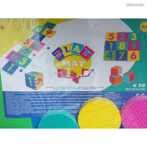 Tapis de jeu puzzle - 10 dalles avec chiffres en mousse - Avec 4 pions pour jouer à la marelle (image 2)